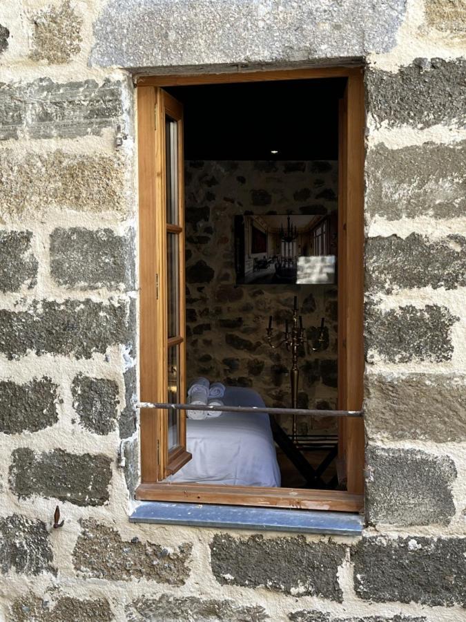 Le 19 Chambre Chapelle 43M2 - Centre Historique - Clim Otel Langeac Dış mekan fotoğraf